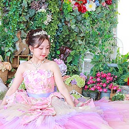 ご利用頂いたお客様のご紹介 白横向き【振袖 撮影のみでお考えの方必見】11,000円～シャレニーハタチの思い出を残せる注目のキャンペーンがスタート｜シャレニー