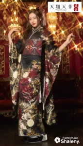天翔天音ちゃんの振袖-黒|成人記念の新作振袖ご紹介　TA-701