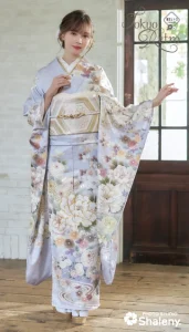 “マーシュ彩ちゃん”着用の振袖-水色｜成人記念の新作振袖ご紹介　TR-604