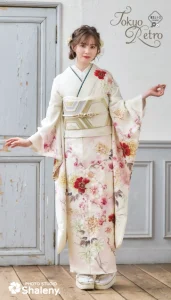 “マーシュ彩ちゃん”着用の振袖-白｜成人記念の新作振袖ご紹介　TR-606