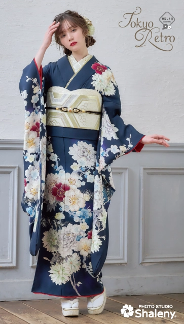 “マーシュ彩ちゃん”着用の振袖-青|成人記念の新作振袖ご紹介 TR-607