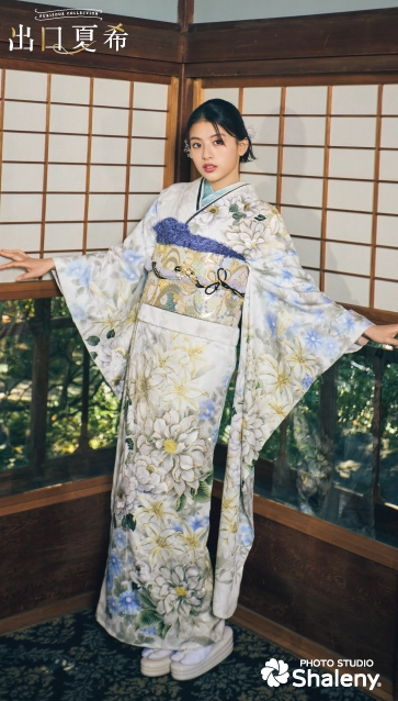 “出口夏希”ちゃんの振袖-白|成人記念の新作振袖ご紹介 DN-03
