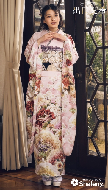 “出口夏希”ちゃんの振袖-ピンク|成人記念の新作振袖ご紹介 DN-10
