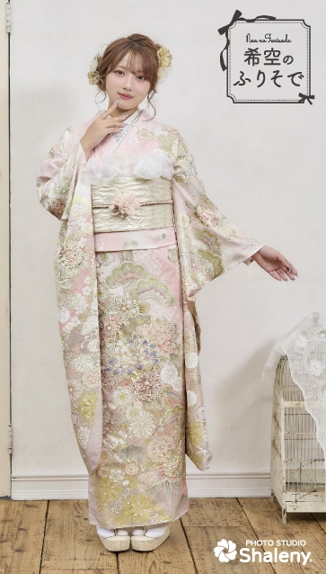 “希空（のあ）”ちゃんの振袖-ピンク｜成人記念の新作振袖ご紹介　NOA-004