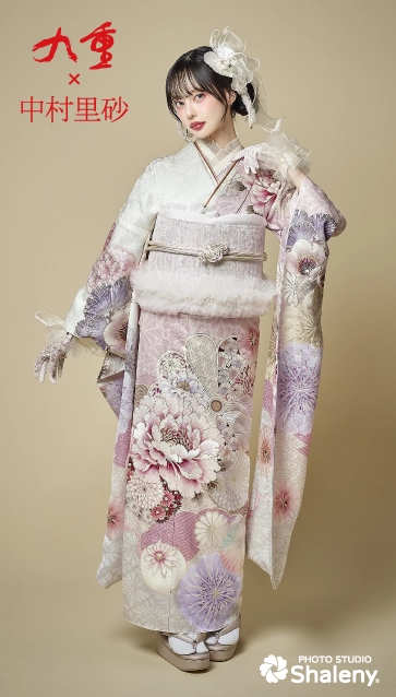 九重 × 中村里砂の振袖-白|成人記念の新作振袖ご紹介　RN-603