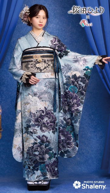桜田ひより × aoi（葵衣）-水色|ハタチ記念の新作振袖ご紹介　aoi-032