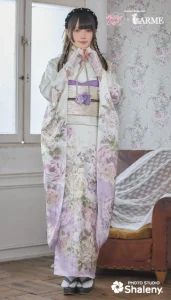 きゅるして×LARME（ラルム）の振袖-白|ハタチ記念の新作振袖ご紹介　KYU-003