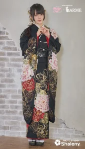 きゅるして×LARME（ラルム）の振袖-黒|ハタチ記念の新作振袖ご紹介　KYU-019