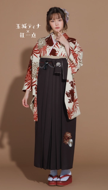 “玉城ティナ×紅一点 ”の卒業式袴レンタル｜卒業式の袴ご紹介　IN-53