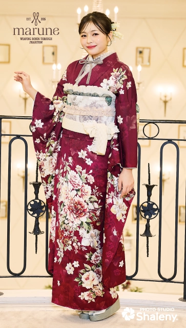 marune-赤|ハタチ記念の新作振袖ご紹介　M-604