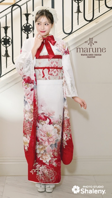 marune-白|ハタチ記念の新作振袖ご紹介　M-610
