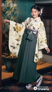 “出口夏希”の卒業式袴レンタル｜卒業式の袴ご紹介　DNN-05