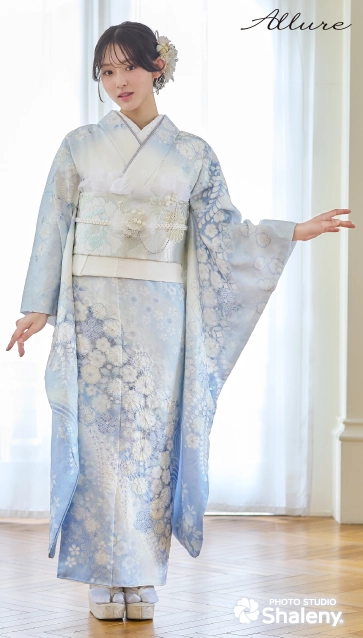 多田 梨音 ×Allure（アリュール）の振袖-水色|成人記念の新作振袖ご紹介　AL-301