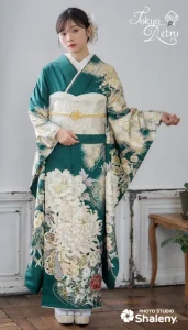 らんちゃん”着用の振袖-白｜成人記念の新作振袖ご紹介 TR-703