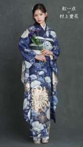 紅一点×村上愛花”の振袖-紺｜成人記念の新作振袖ご紹介 KI-683