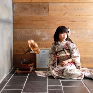 7歳、女の子の七五三写真撮影イメージ画像｜年2.2万人が利用する大人気写真館の一番人気“七五三写真撮影”｜シャレニー