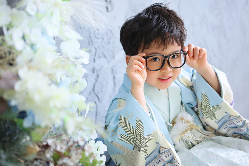 「全国こども写真スタジオ」総合ランキング3位のフォトスタジオ｜シャレニーで七五三撮影｜シャレニーの七五三写真撮影ならこんなに素敵な写真が撮れちゃいます｜七五三写真5歳男の子着物の写真②