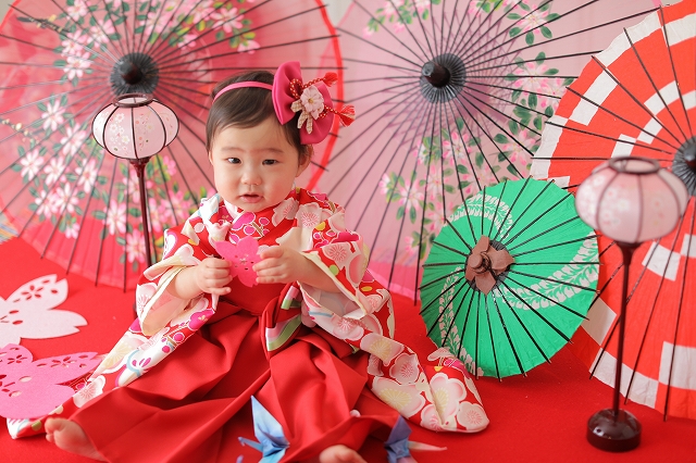 今日はお雛祭り 女の子の日 シャレニーでは初節句フォトキャンペーン中 初節句 シャレニー西武高槻 シャレニー高槻阪急店