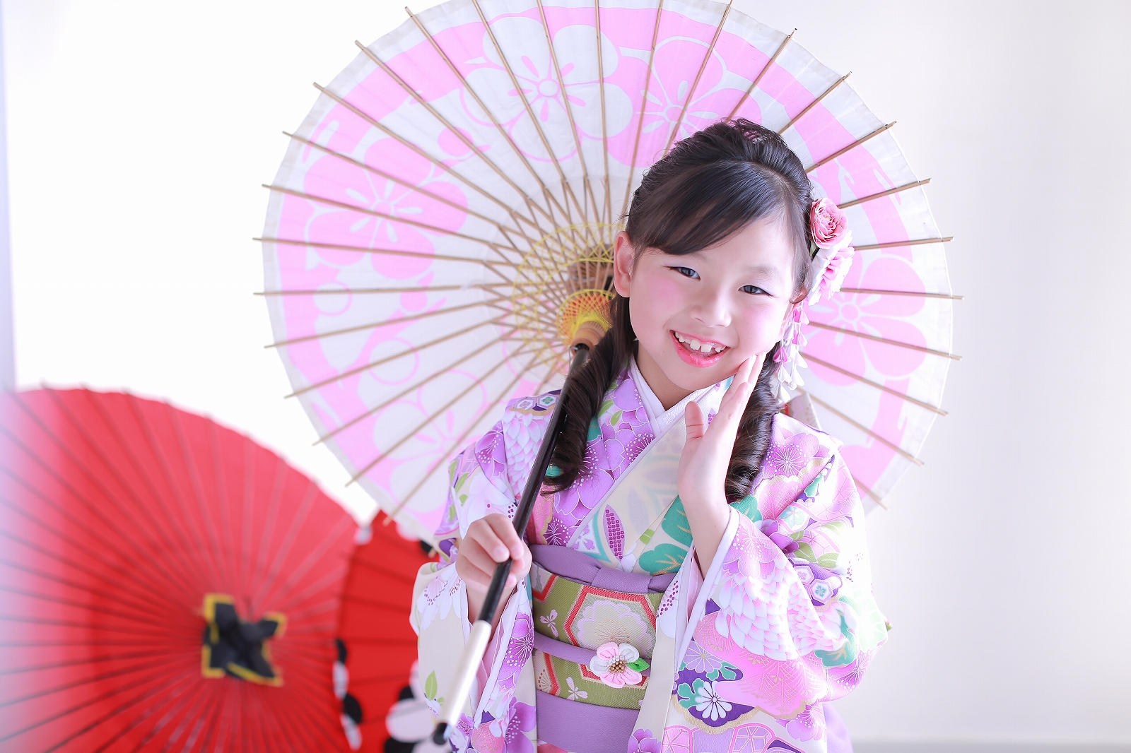 七五三♡7歳さんは表情もポーズも少し難しいものが出来るようになって