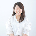 新潟市での成人式の振袖レンタル・前撮り、後撮り、写真撮影のみが大人気のフォトスタジオシャレニーアピタ新潟亀田店のフォトグラファーをご紹介!|シャレニーアピタ新潟亀田店